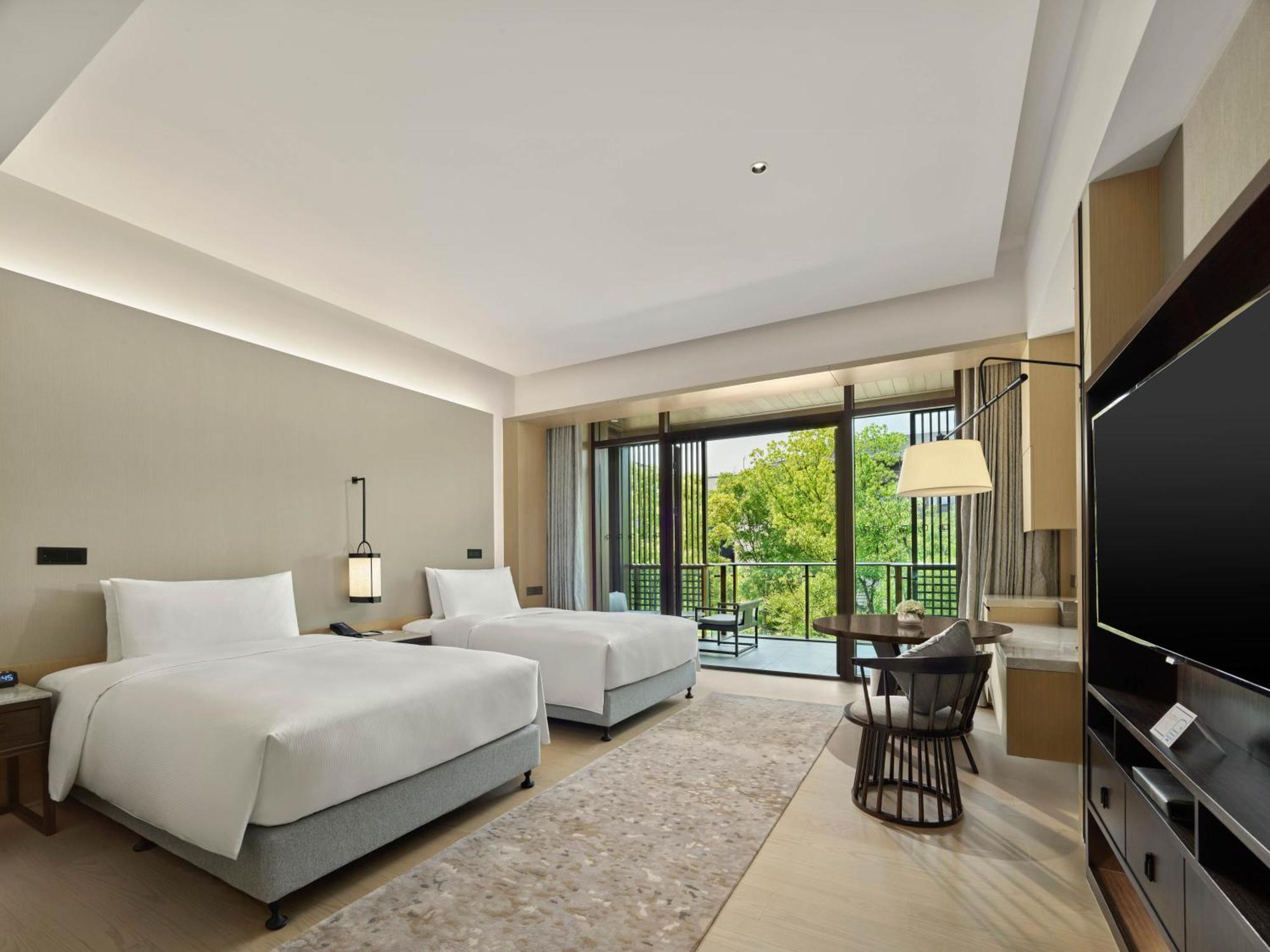 Hilton Shanghai Songjiang Guangfulin Екстериор снимка