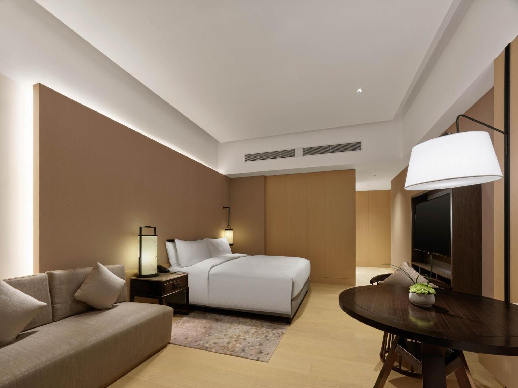 Hilton Shanghai Songjiang Guangfulin Екстериор снимка