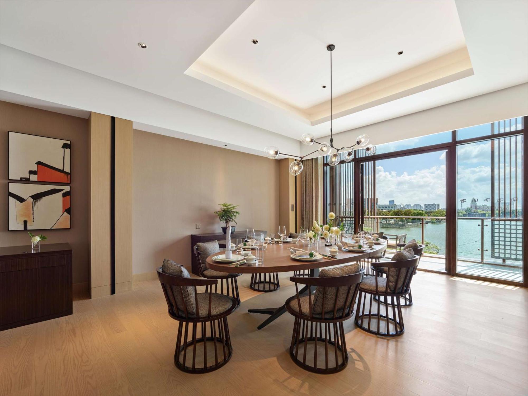 Hilton Shanghai Songjiang Guangfulin Екстериор снимка