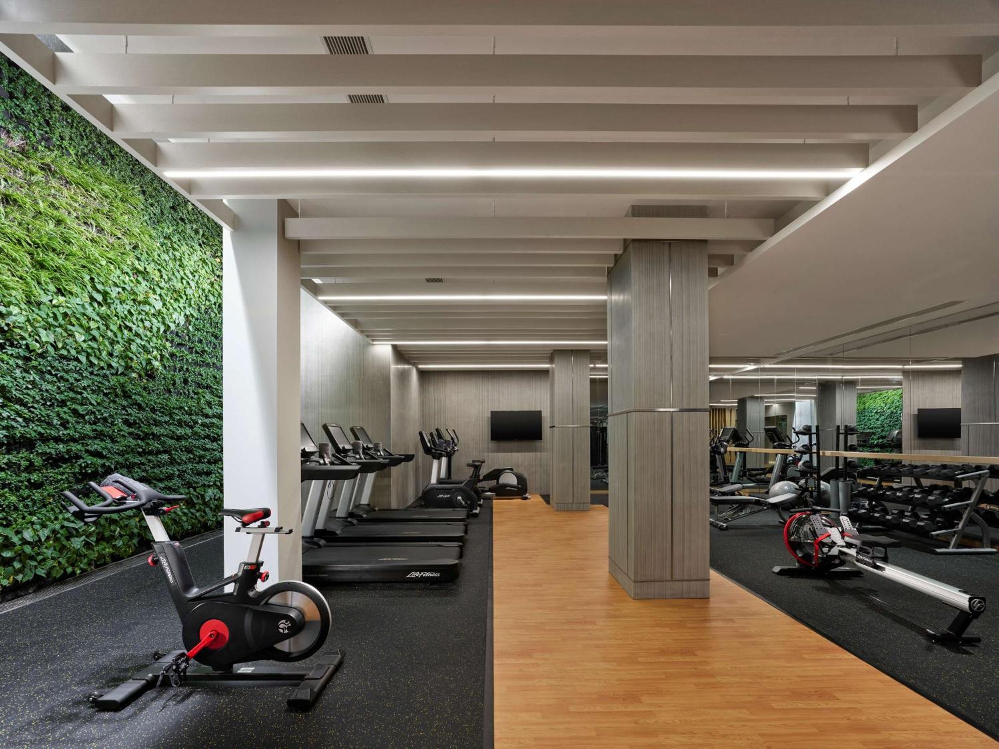 Hilton Shanghai Songjiang Guangfulin Екстериор снимка